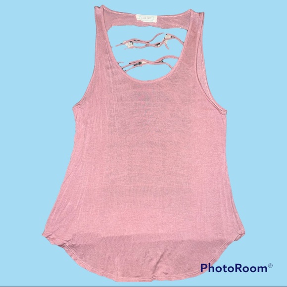 23 Love Street 💕Large Tank Top With Back ✂️Cut in Strips - Picture 2 of 4